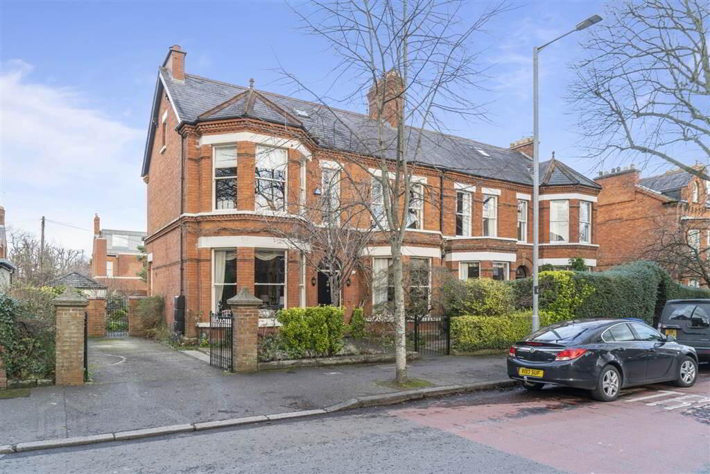 16 Knockbreda Road, Belfast PropertyPal