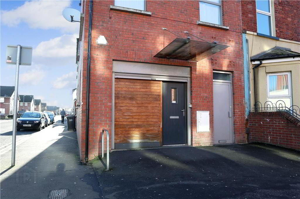 223A Albertbridge Road, Belfast