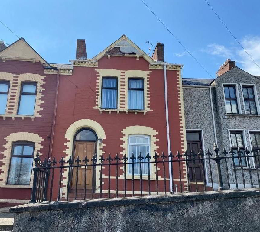 25 Kerrs Terrace Creggan Road, Derry