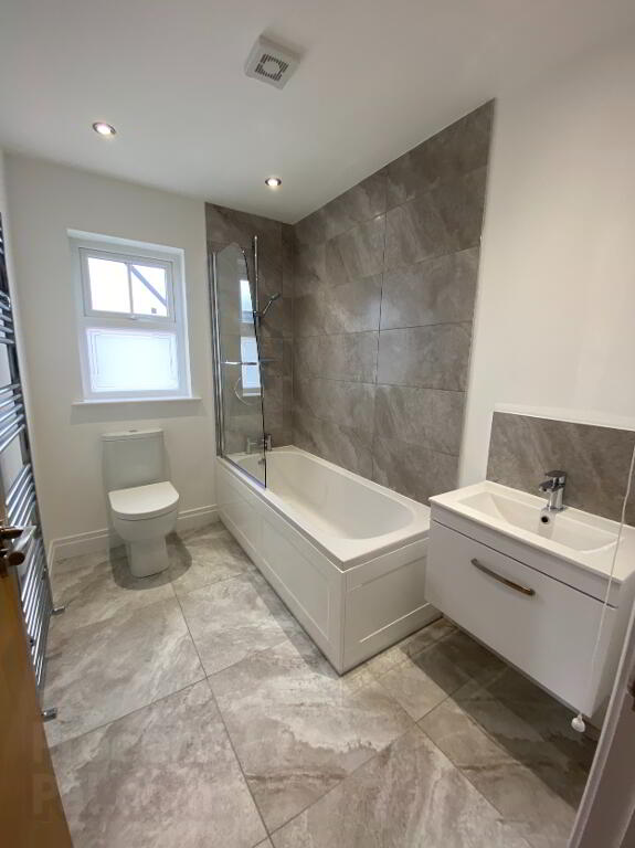 Photo 10 of 132 Beech Hill View, Drumahoe, Londonderry