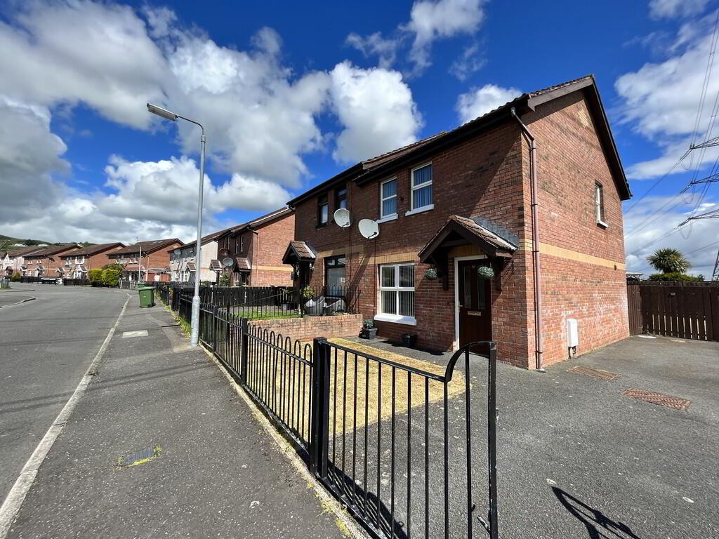 30 White Glen Dunmurry, Belfast