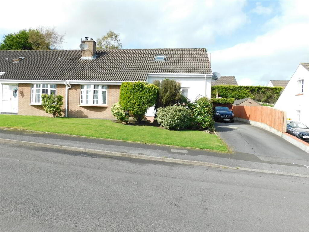 201 Hatmore Park, Derry