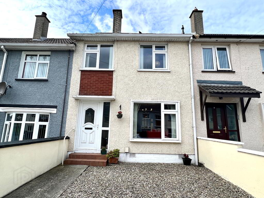 7 Moyola Drive Shantallow, Derry