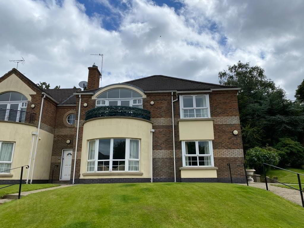 10 Broomhill Mews Limavady Road, L'Derry