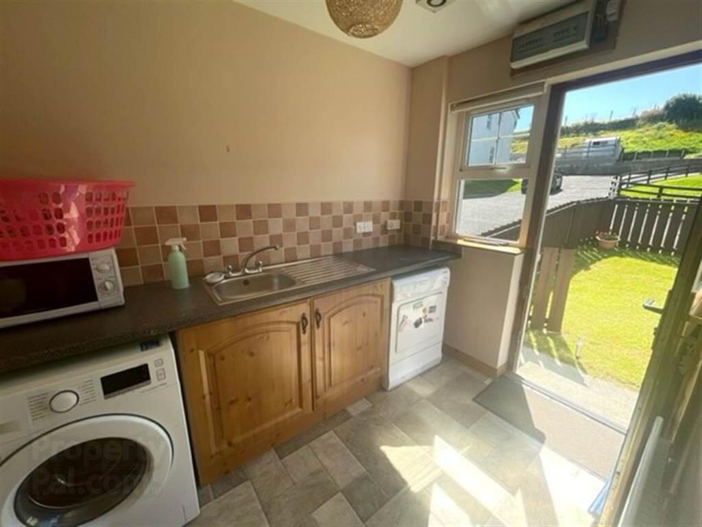Photo 3 of 14 Kearney Crescent, Whitecross, Armagh