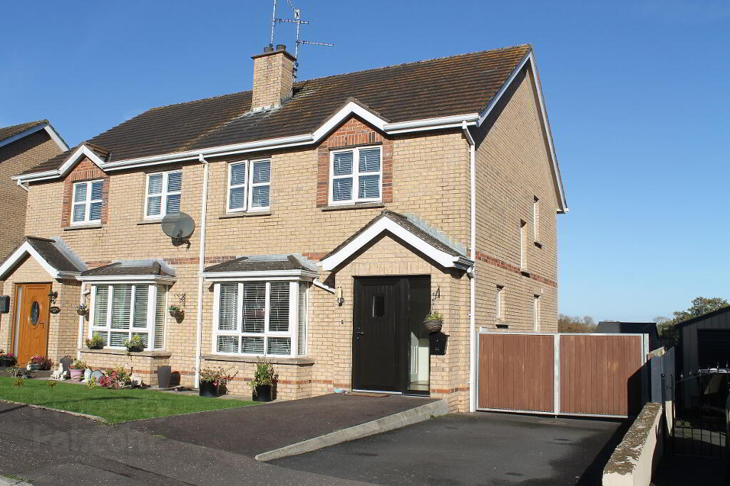 Photo 1 of 27 Fox's Hill, Lurgan