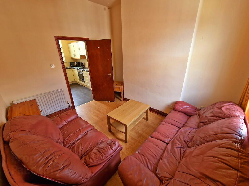 Photo 12 of Apartment For Rent, 14 Lawrence St, Belfast