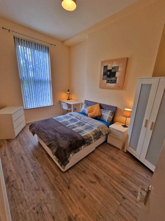 Photo 2 of Apartment For Rent, 26B Brookvale Ave, Belfast