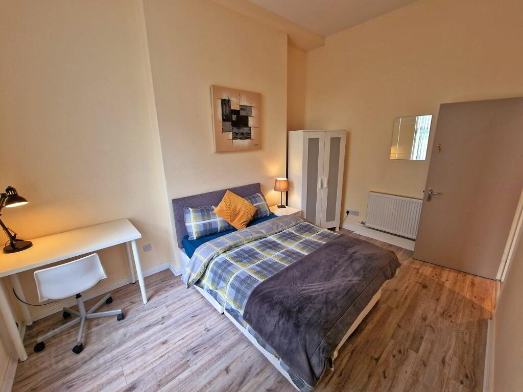 Photo 5 of Apartment For Rent, 26B Brookvale Ave, Belfast