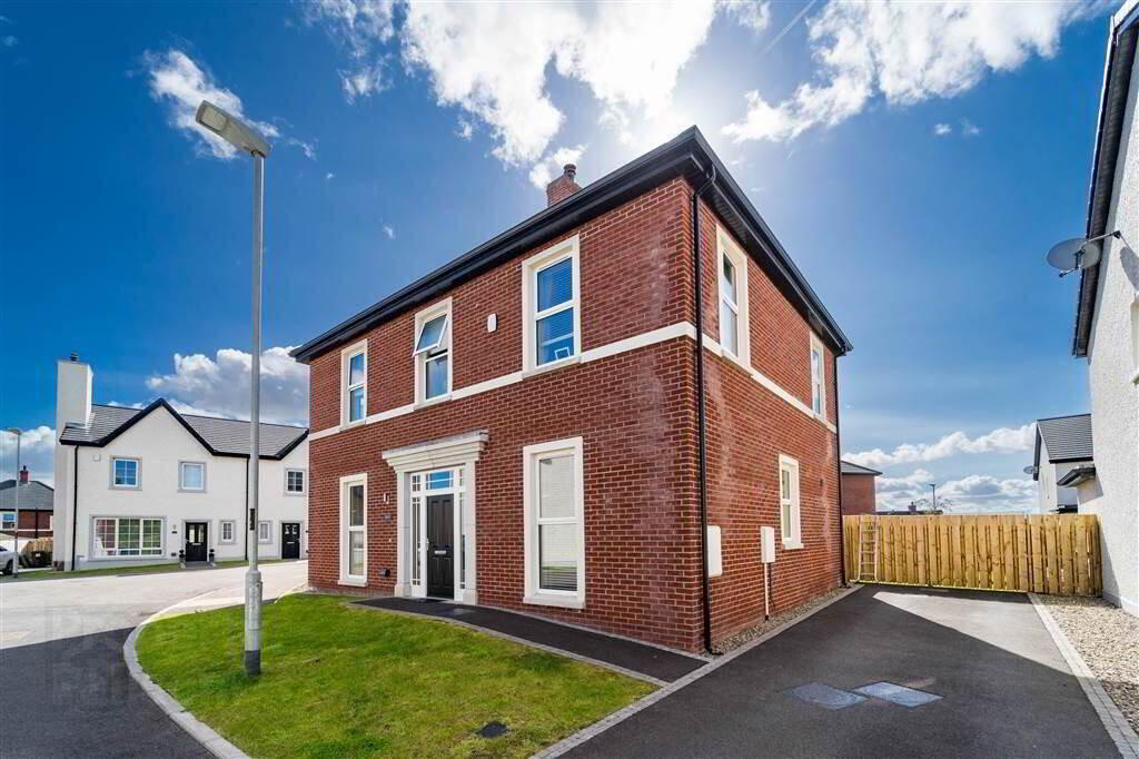 24 Fairfields Manor, Lisburn