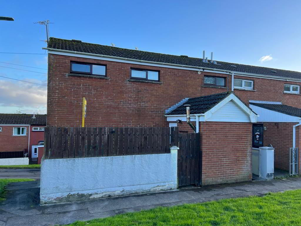 146 Glenowen Park, Derry