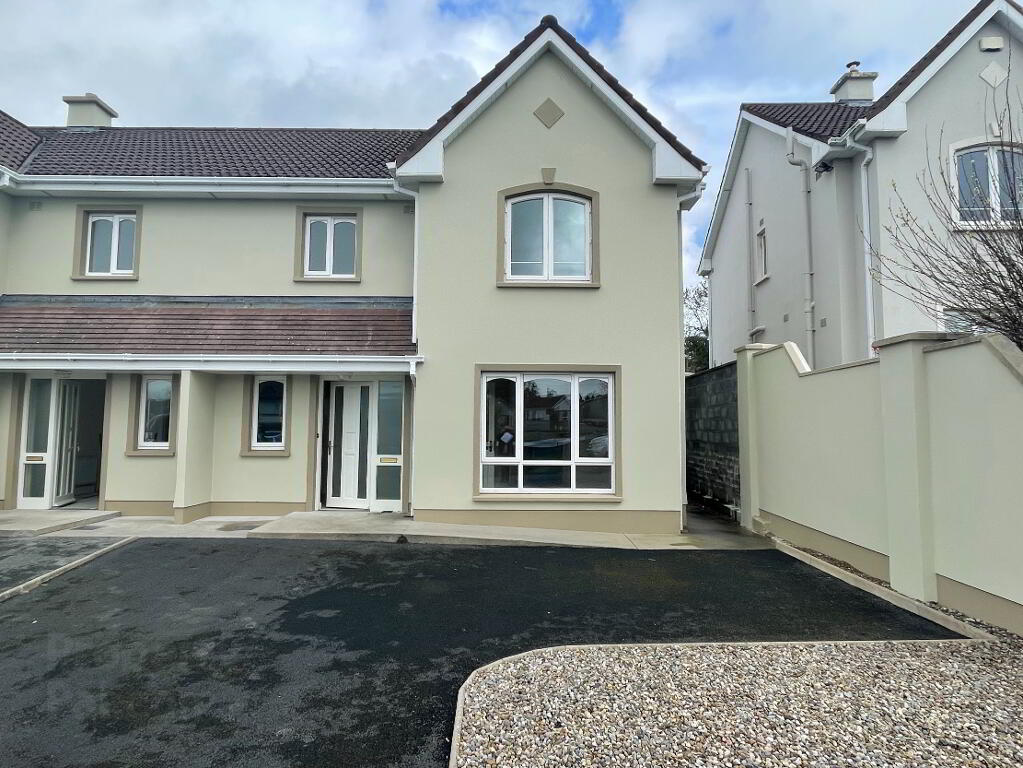 Photo 1 of 3 Orchard Drive, Clarecastle