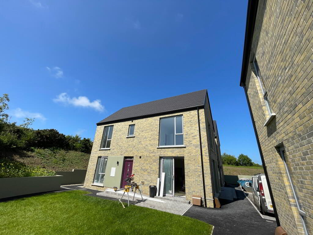 10 Lakeside Mews, Coleraine