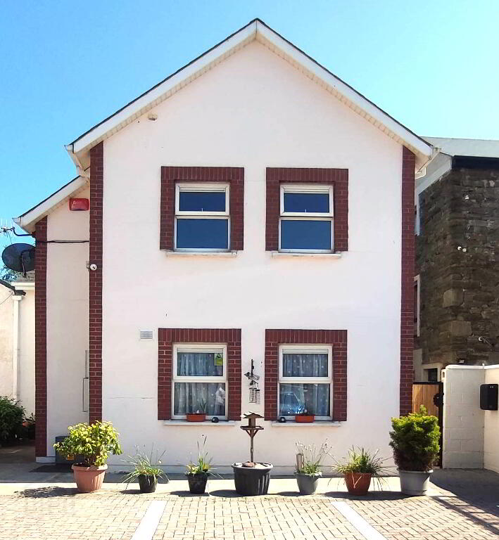 Harbour Court, 15 Catherine St, Youghal