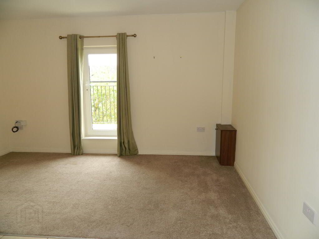 Photograph 4, 19 Gorran Mews