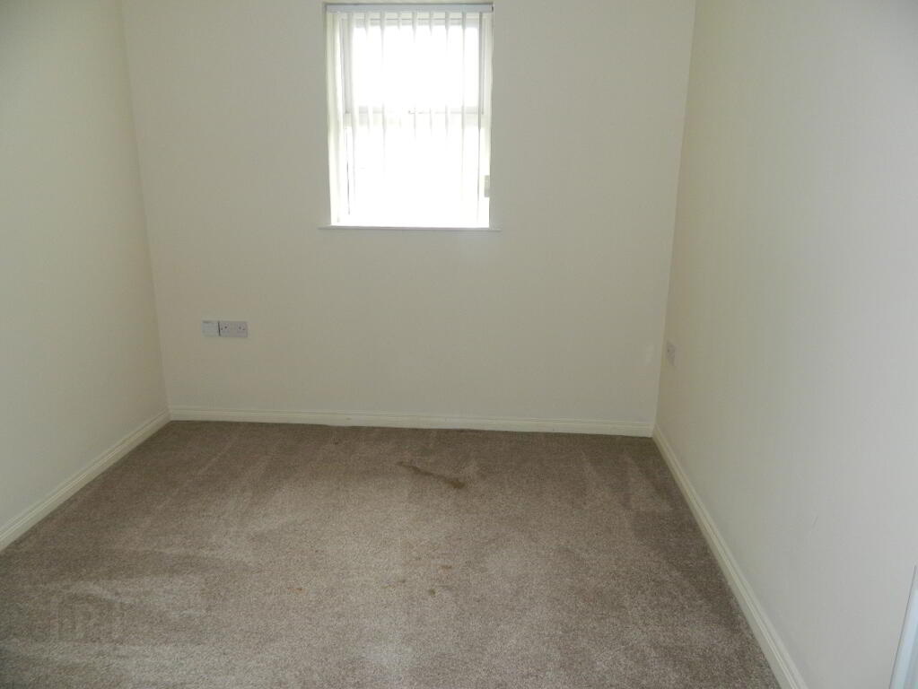 Photograph 5, 19 Gorran Mews