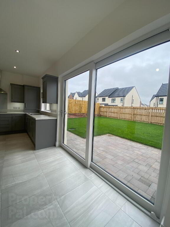Photo 11 of 176 Beech Hill View, Londonderry