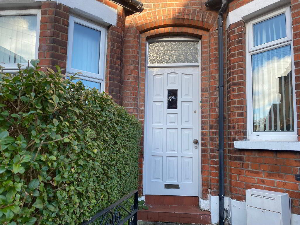 Photo 1 of Room 2, 12 Sandhurst Drive, ( Bills Incl ), Belfast