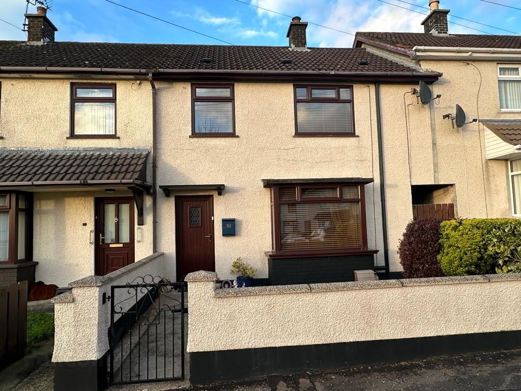 6 Ardclinis Gardens, Larne