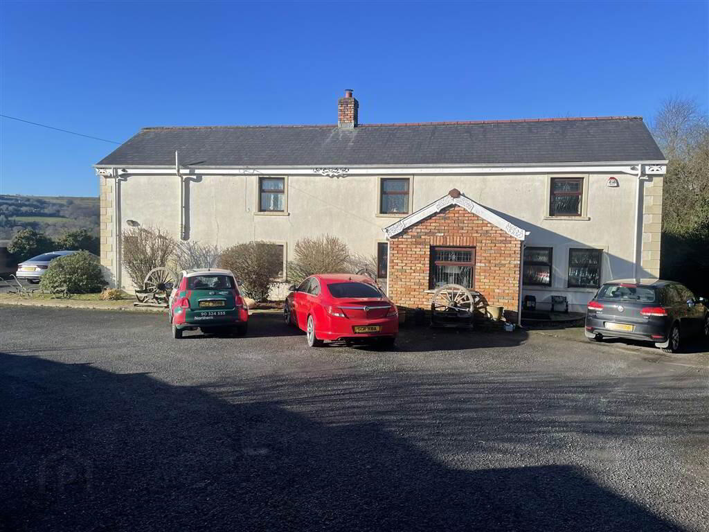 30 Hannahstown Hill, Belfast
