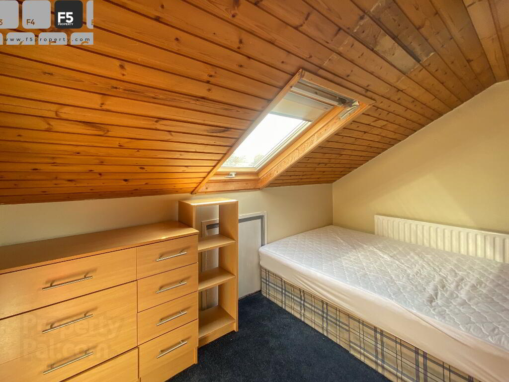 37 St Albans Gdns F5 Rent-Bedroom 3 - 2