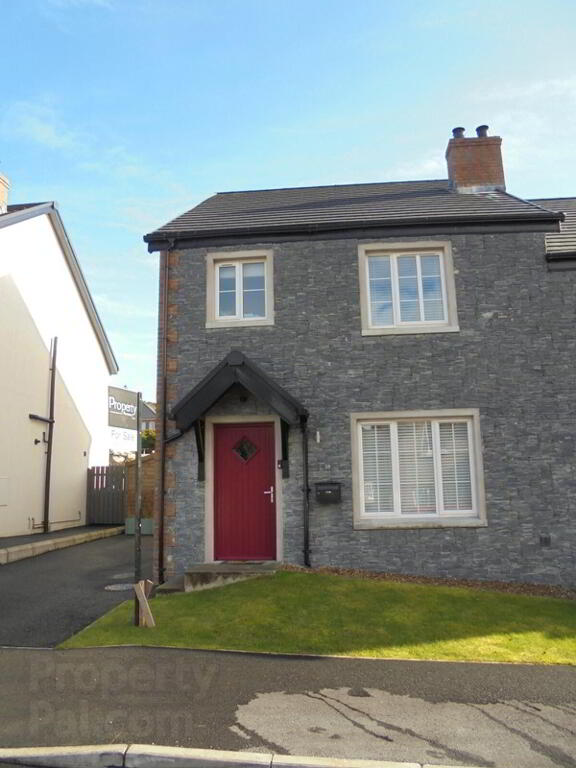 Photo 1 of 39 Cambric Court, Dromore