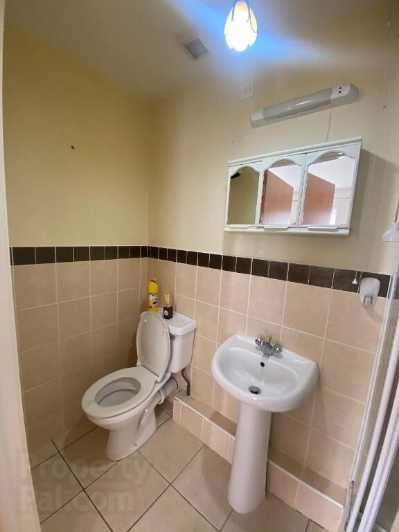 Photo 4 of River View Apartment, 8 Harpers Quay, Waterside, Londonderry