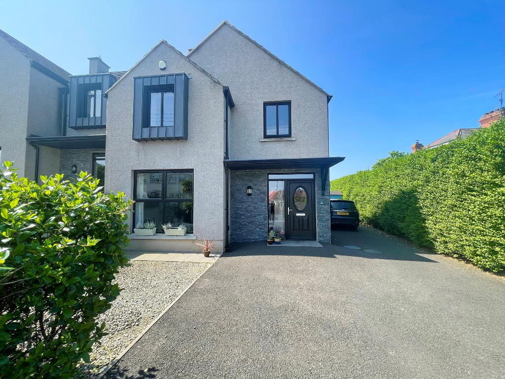 56 Ballywillin Road, Portrush