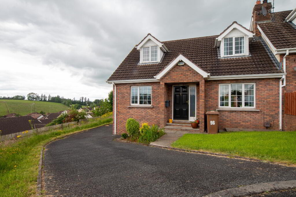 96 Abbey Park, Armagh