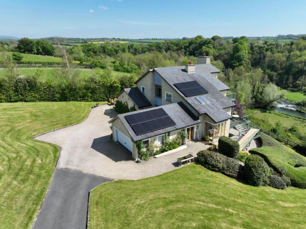 Kings River House, Ennisnag