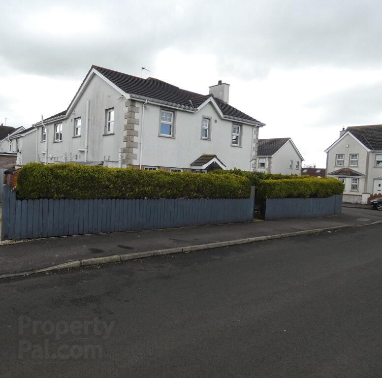 16 Edenmore Crescent, Bendooragh, Ballymoney