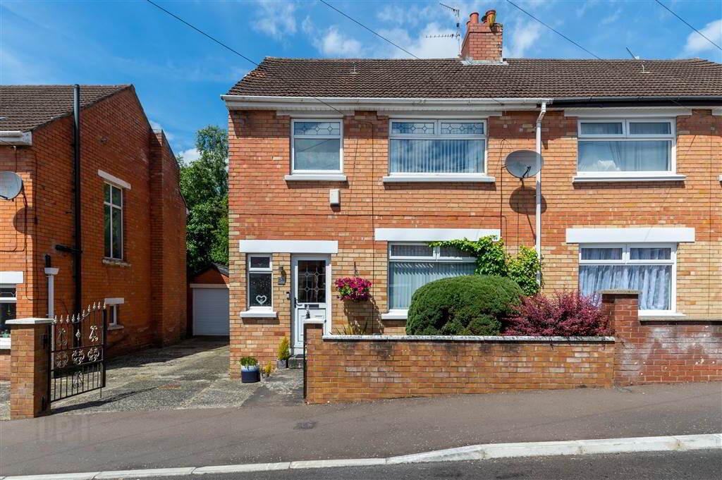 54 Glenside Park, Belfast