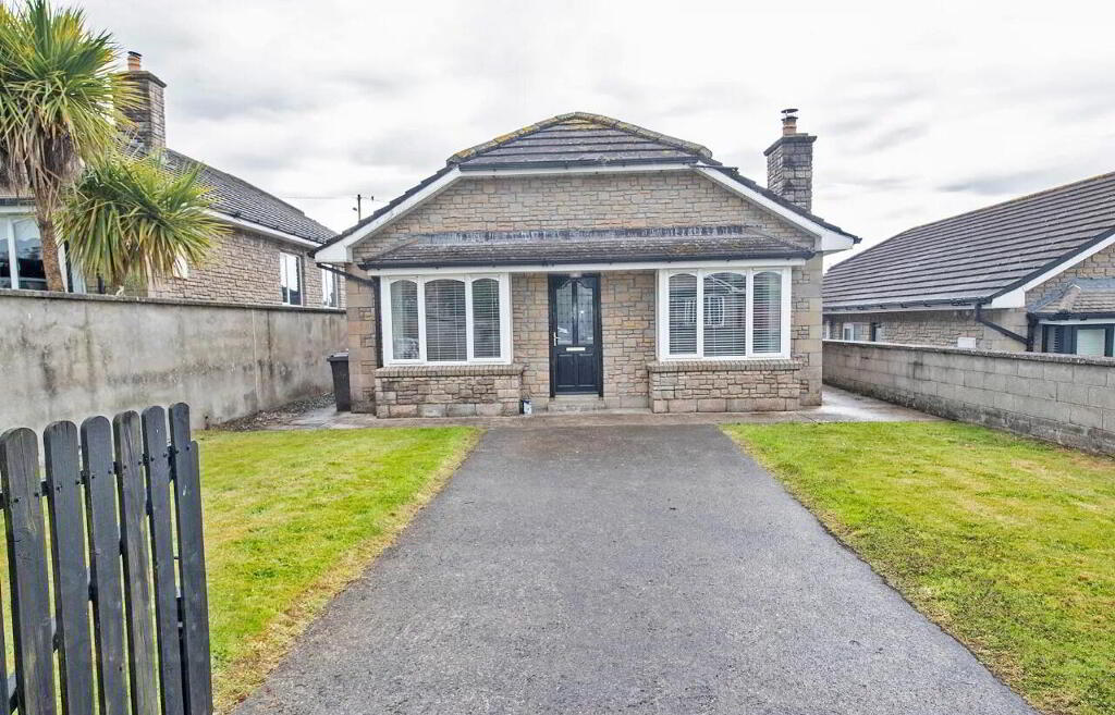 5 Village View, Clashmore