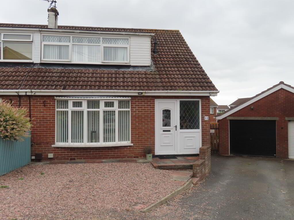 32 Dermott Crescent, Comber