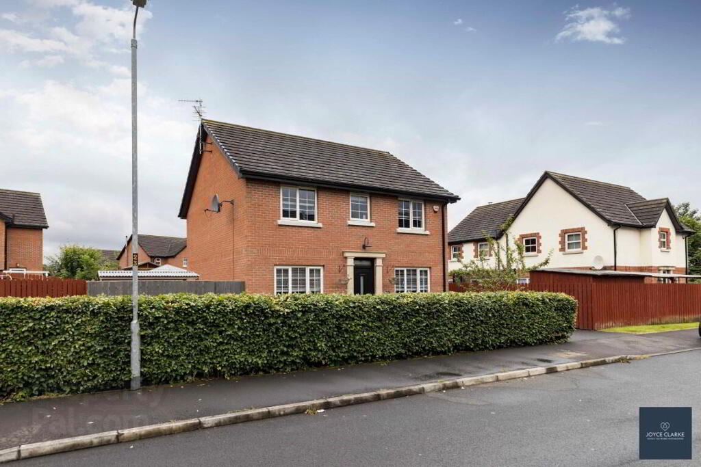 363 Belvedere Manor, Lurgan