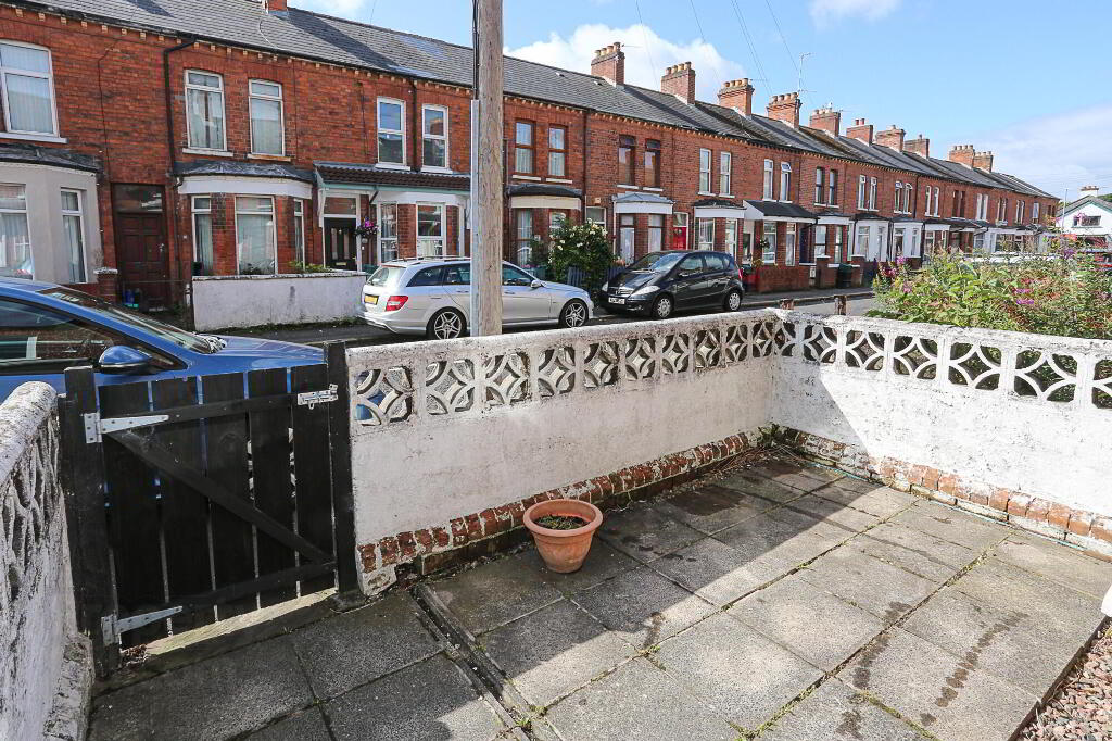 Photo 3 of 43 Glendower Street, Belfast