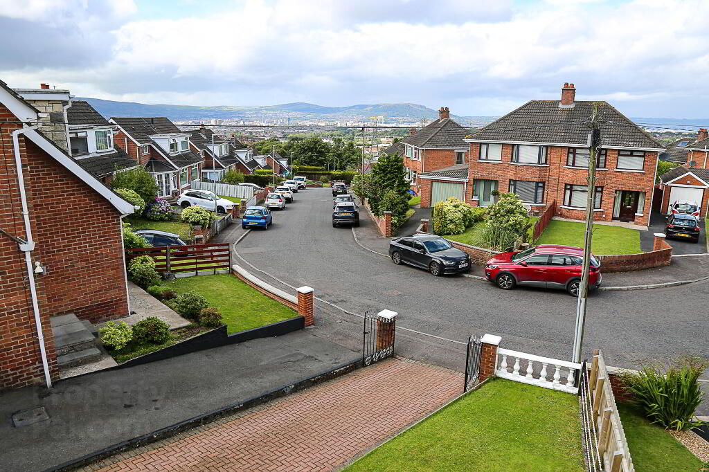 Photo 39 of 29 Glenview Crescent, Belfast