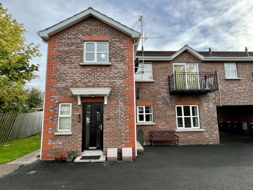 Photo 1 of 7 Brae Mews, Waringstown