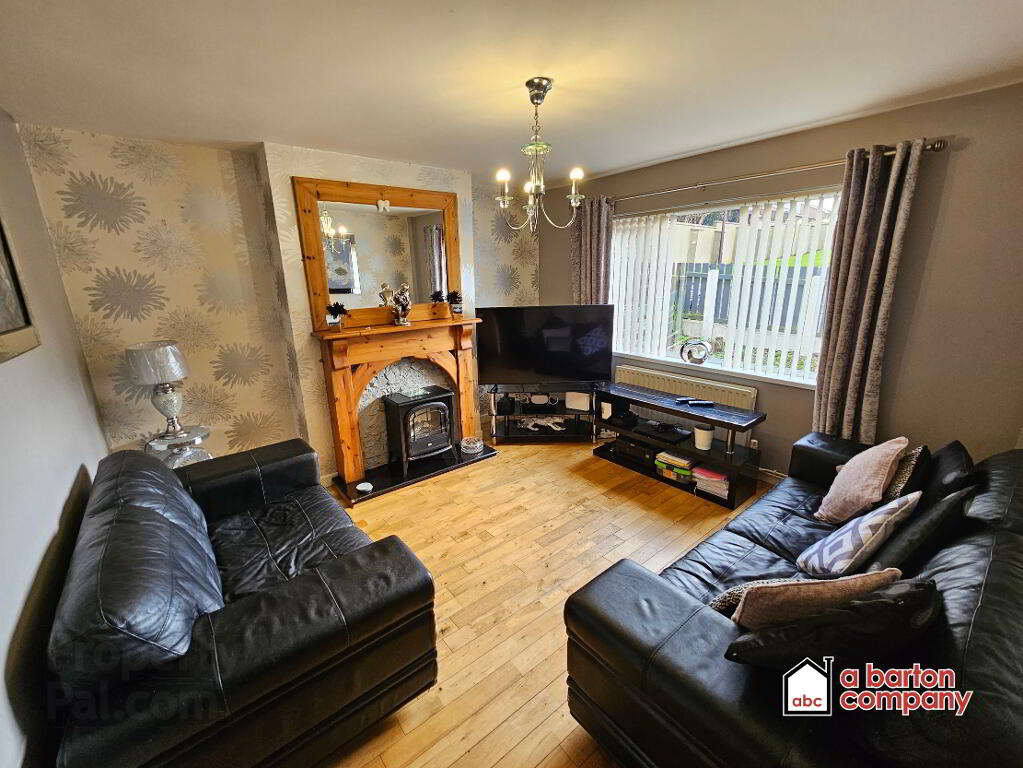 Photo 2 of 60 Queens Avenue, Glengormley, Newtownabbey