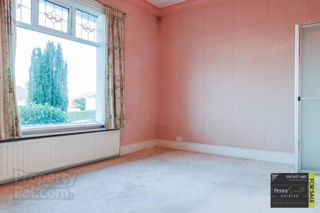 Photo 11 of 7 Hazeldene Gardens, Bangor