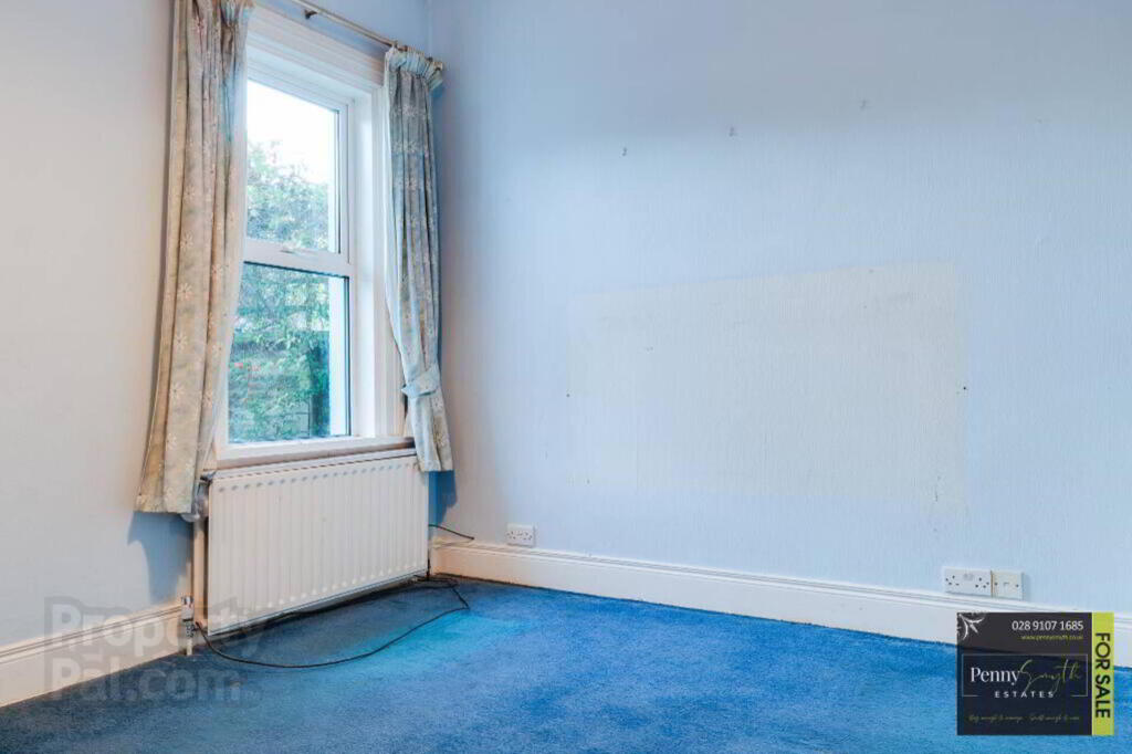 Photo 13 of 7 Hazeldene Gardens, Bangor
