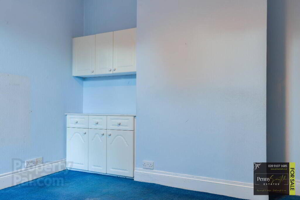Photo 14 of 7 Hazeldene Gardens, Bangor