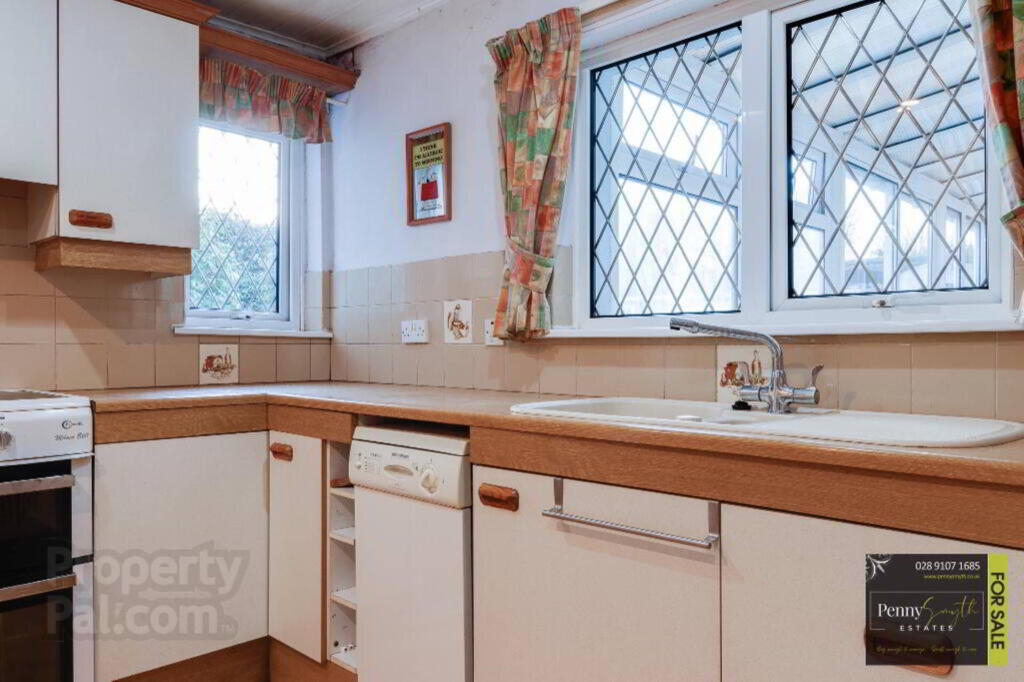 Photo 23 of 7 Hazeldene Gardens, Bangor