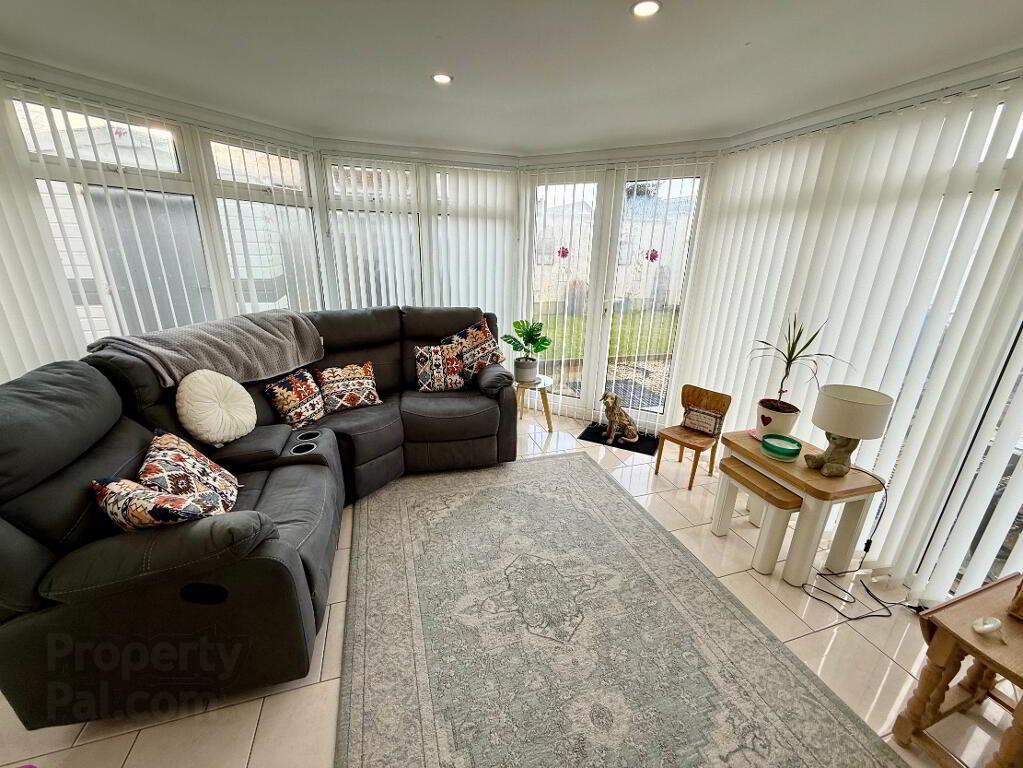 Photo 9 of 22 Cranford Crescent, Lisnagelvin, L’derry