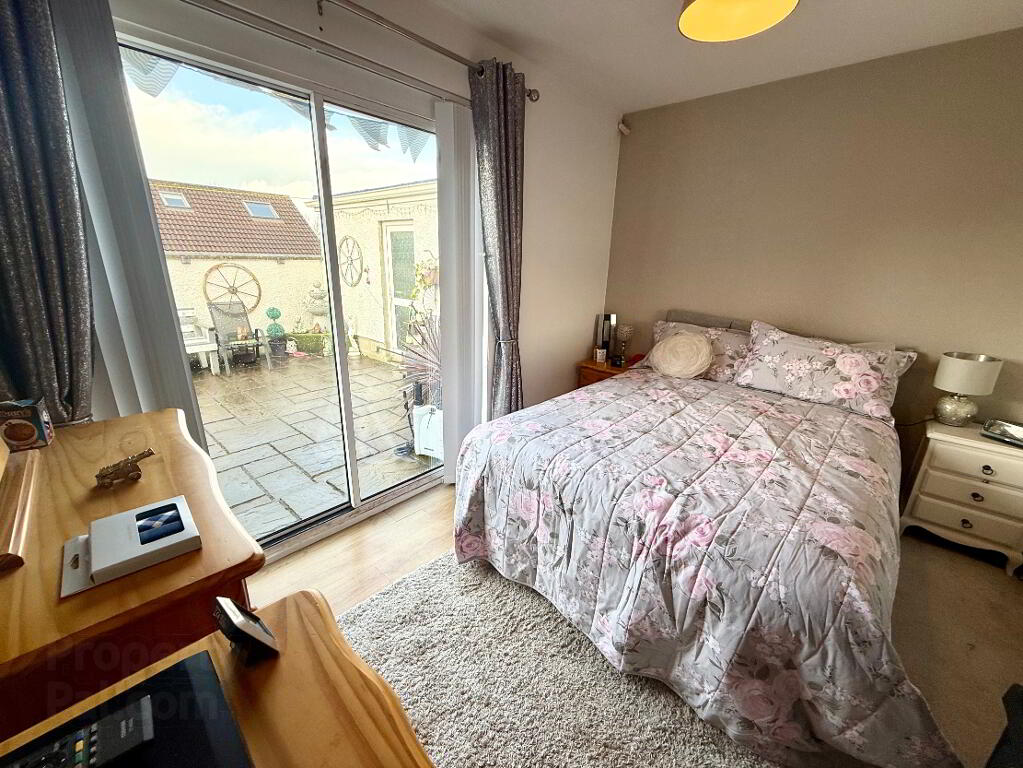 Photo 13 of 22 Cranford Crescent, Lisnagelvin, L’derry