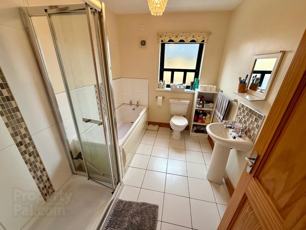 Photo 13 of 110 Butlers Wharf, Waterside, L'Derry