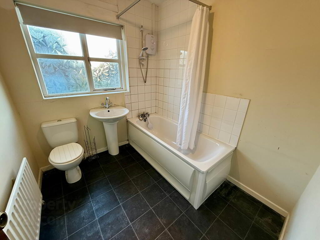 Photo 11 of 120 Pelham Road, Altnagelvin, L'Derry