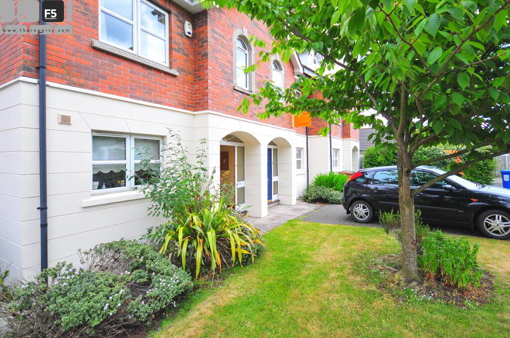 6 Ardenlee Way Exterior (2)