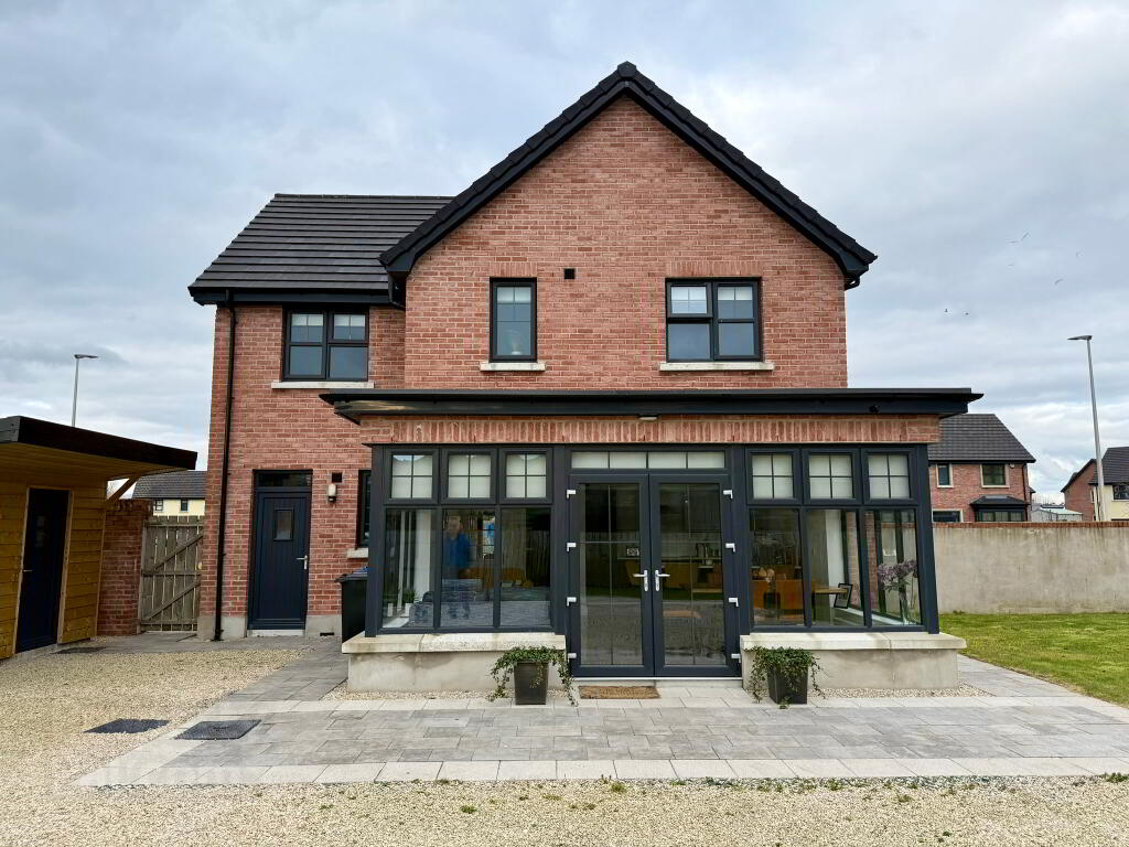 Photo 31 of 32a Corn Mill Park, Campsie, L'Derry