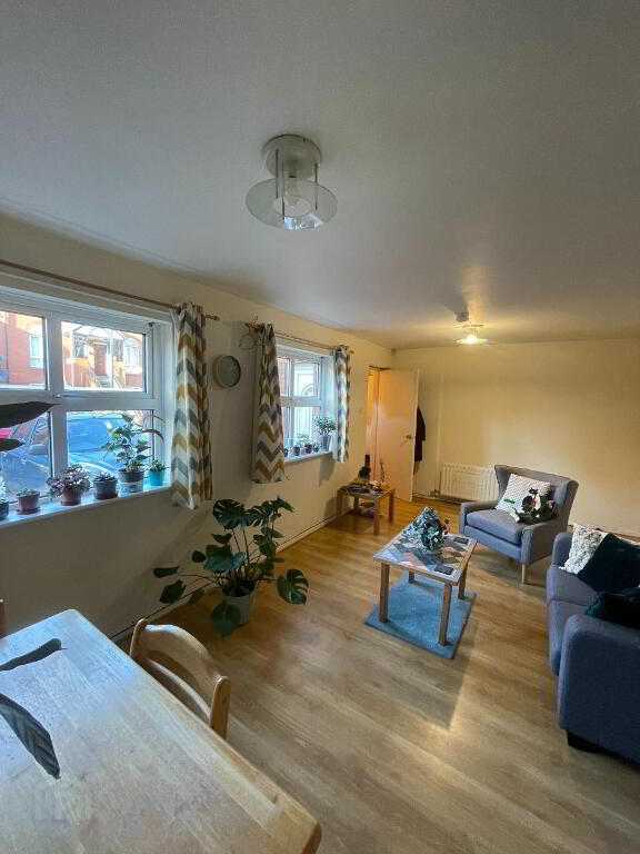 2 Bedroom Flat in BT7 1SE
